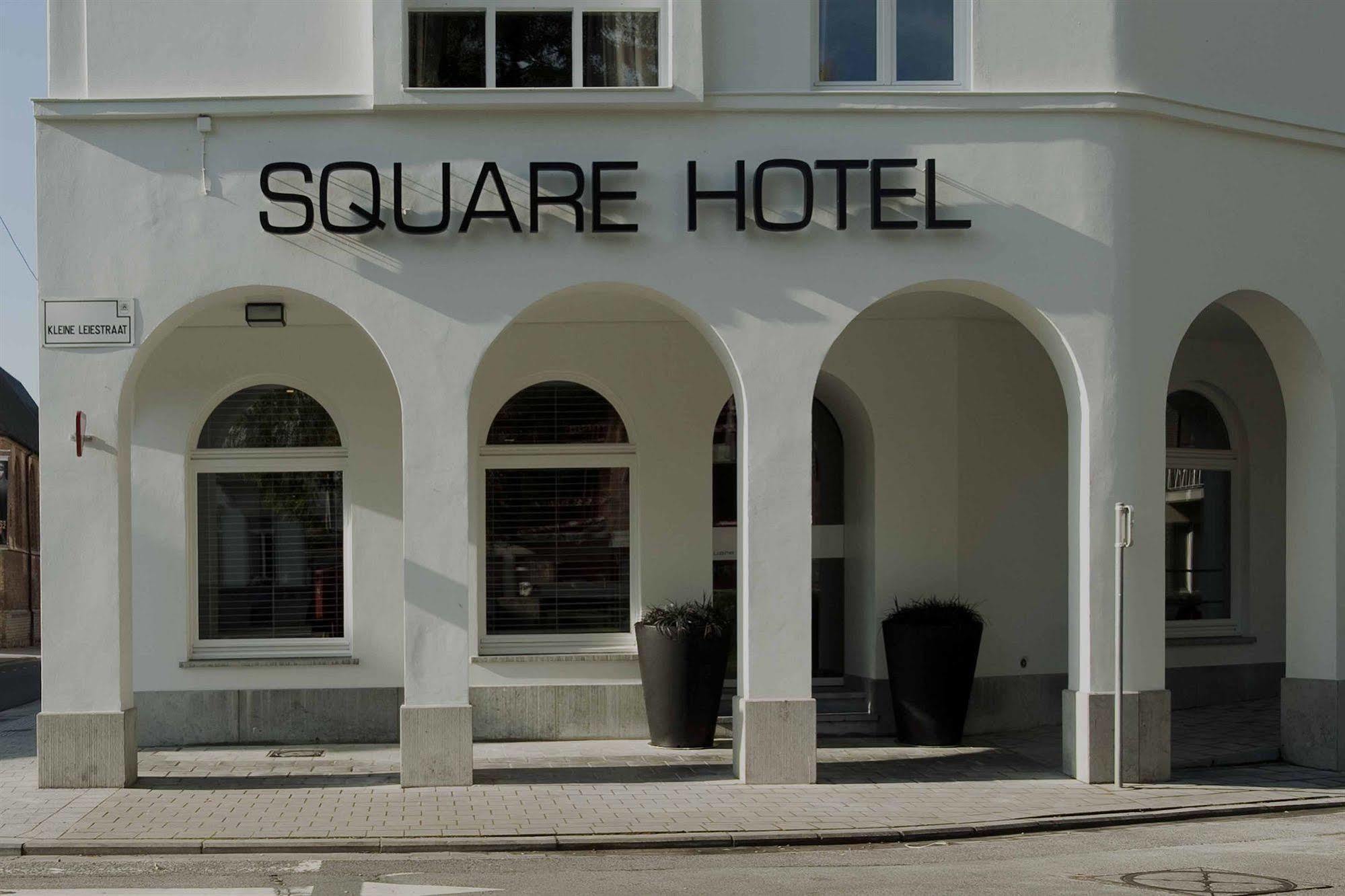 Square Hotel Кортрейк Экстерьер фото